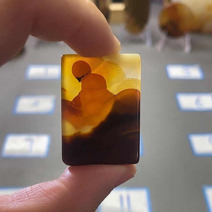 玛瑙/玉髓未镶嵌珠宝半成品