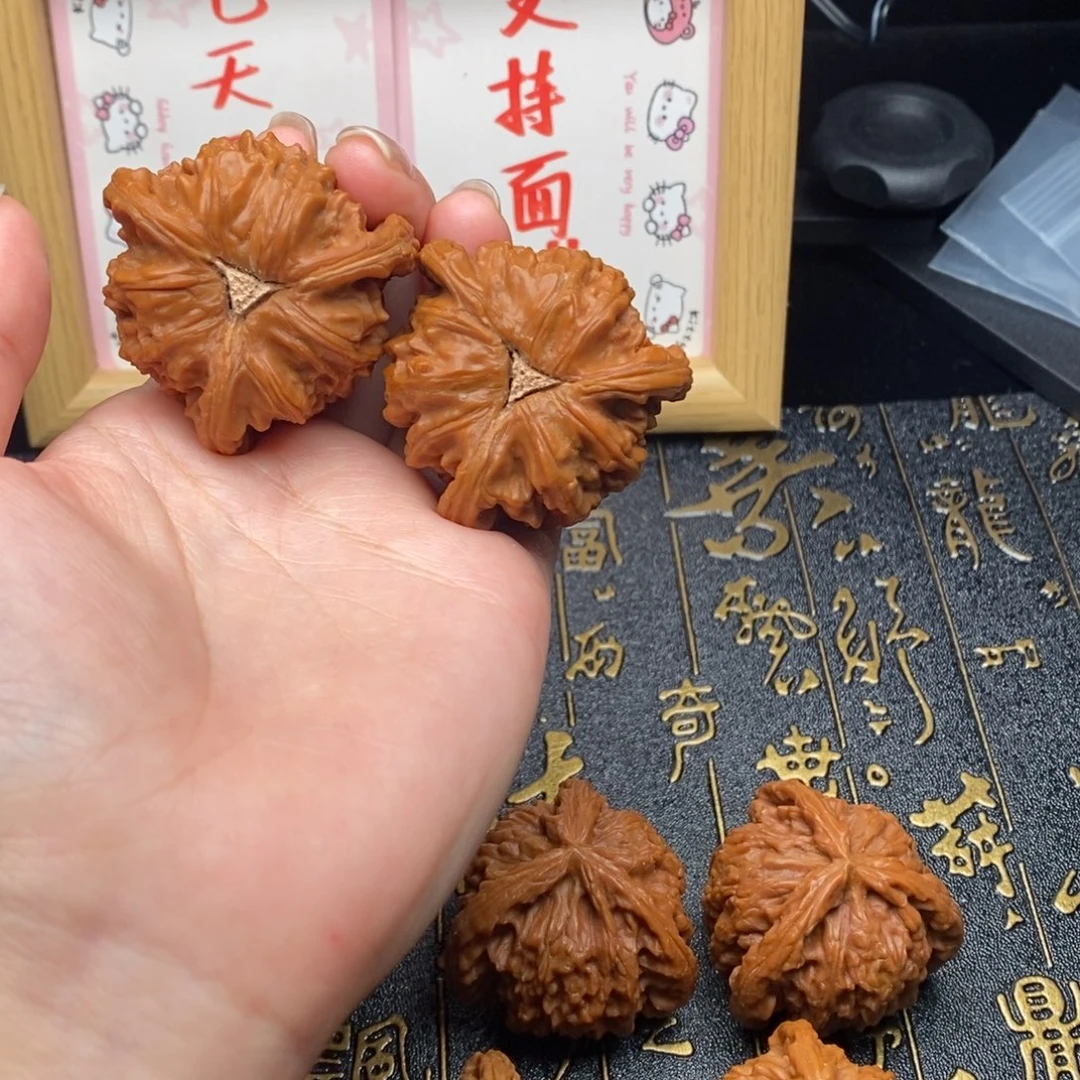 强***生文玩核桃吊坠白狮111111111111