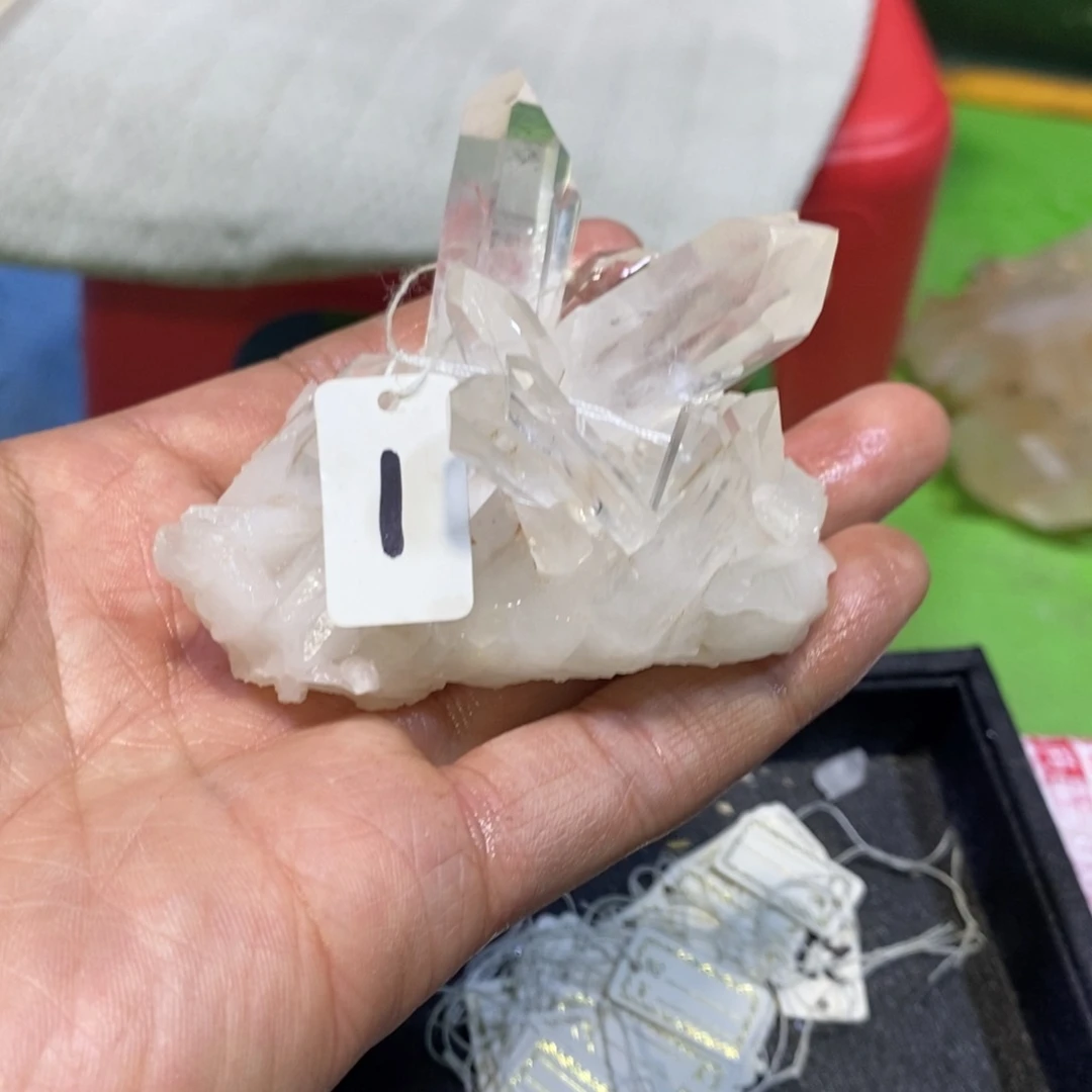 水晶水晶原石摆件未镶嵌小*唇
