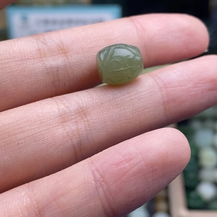 未镶嵌和田玉（糖玉）珠宝半成品