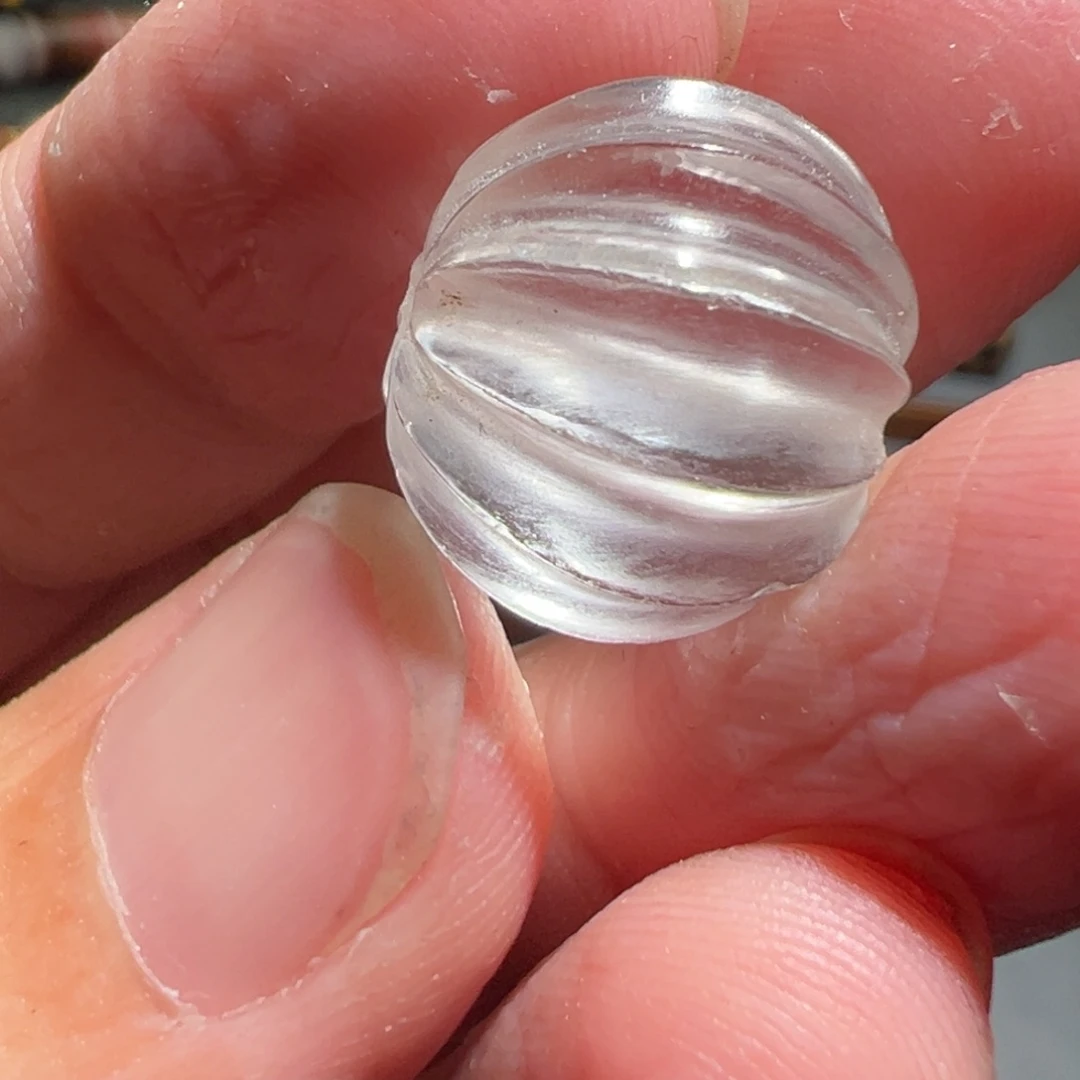 颈饰水晶未镶嵌各种各样的