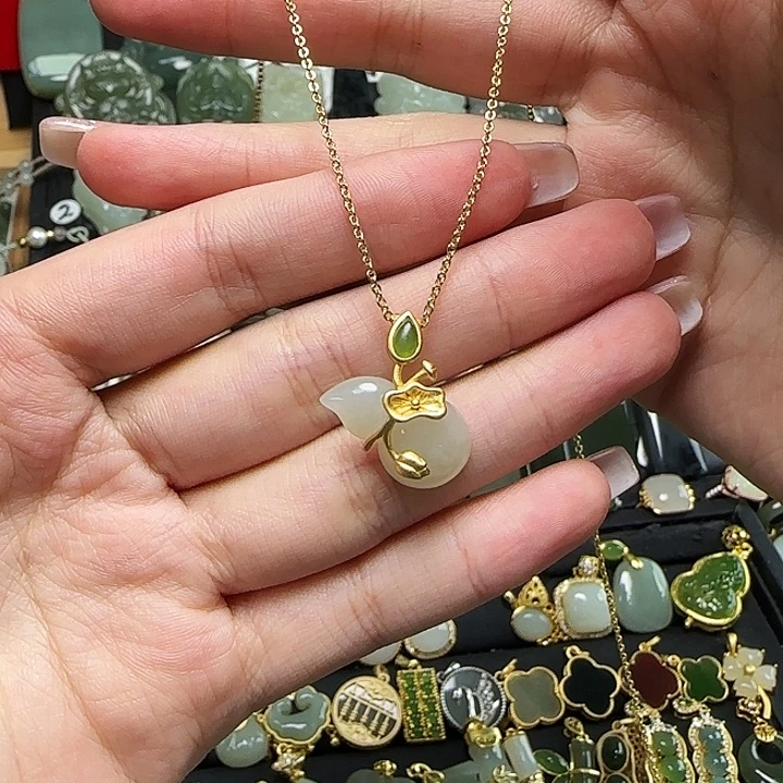 颈饰银S925镶嵌和田玉送链子送绳