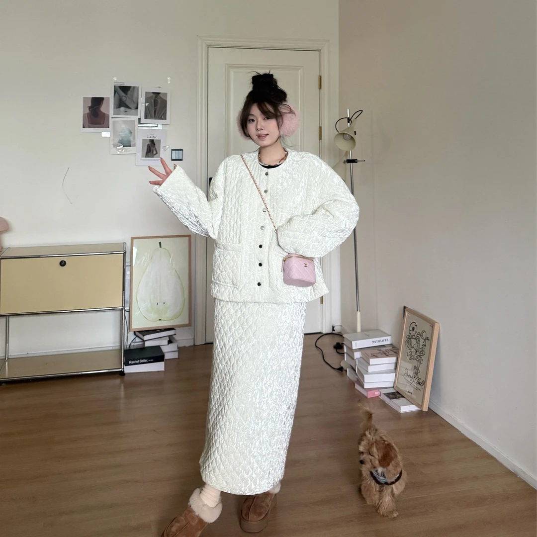 晶咕软软【泡芙菱格】韩系休闲风软糯绒感夹棉外套+半裙套装