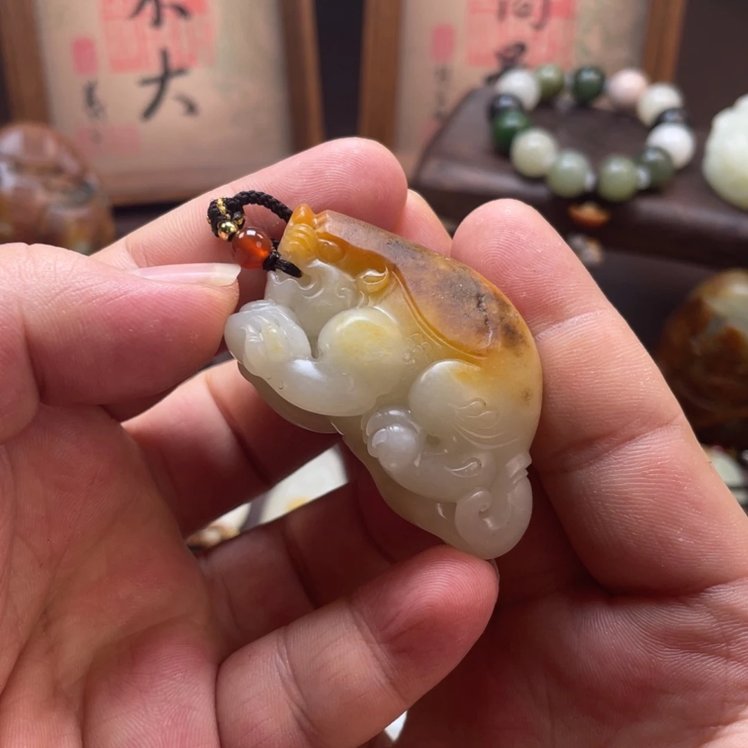 和田玉未镶嵌挂件