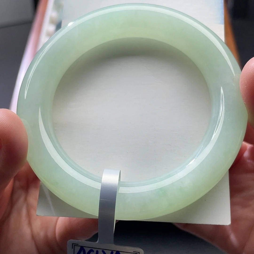 翡翠未镶嵌手镯56.3胖圆葡萄肉