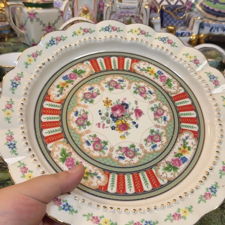 鹿与海陶瓷家居有限公司