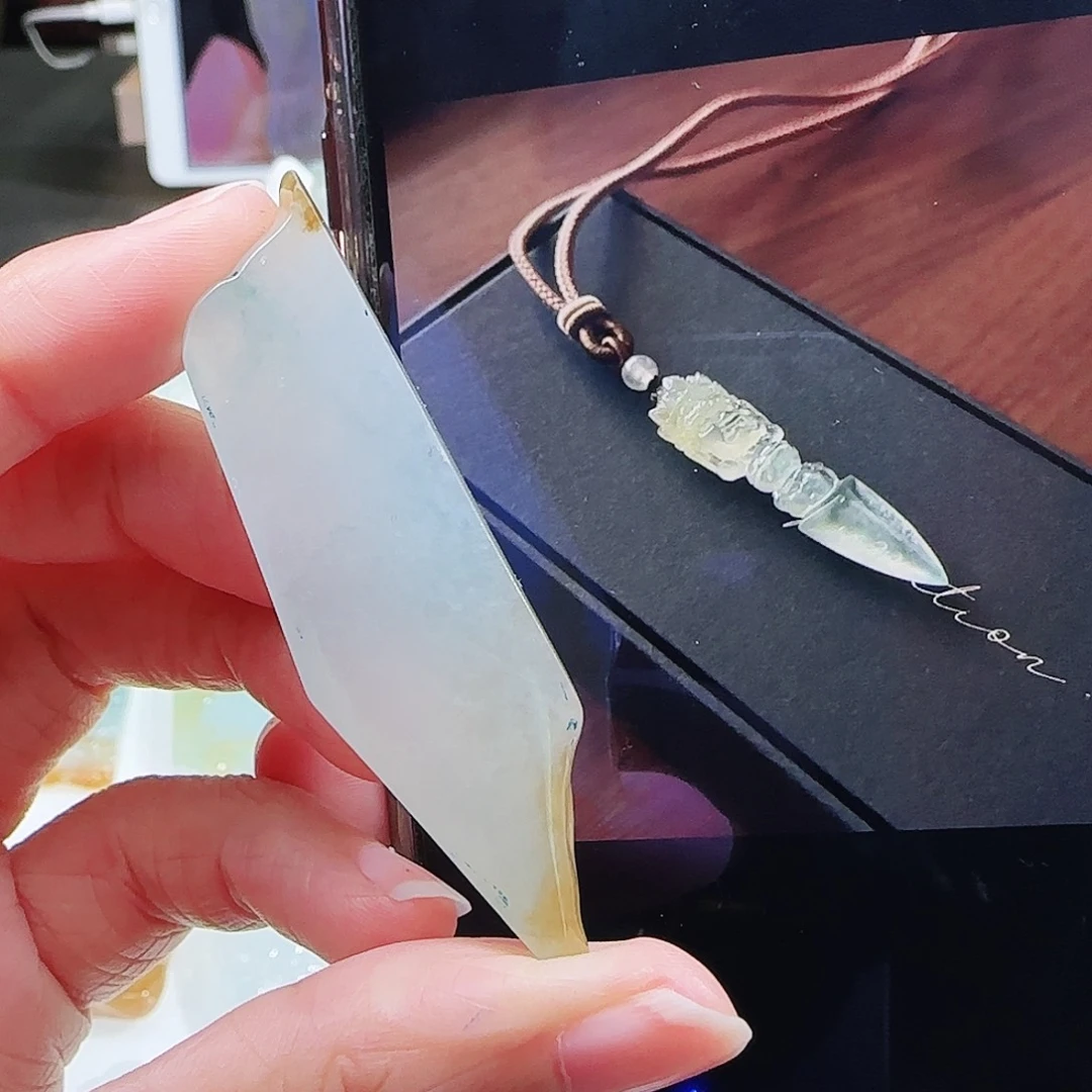 定制翡翠未镶嵌缅甸翡翠挂件