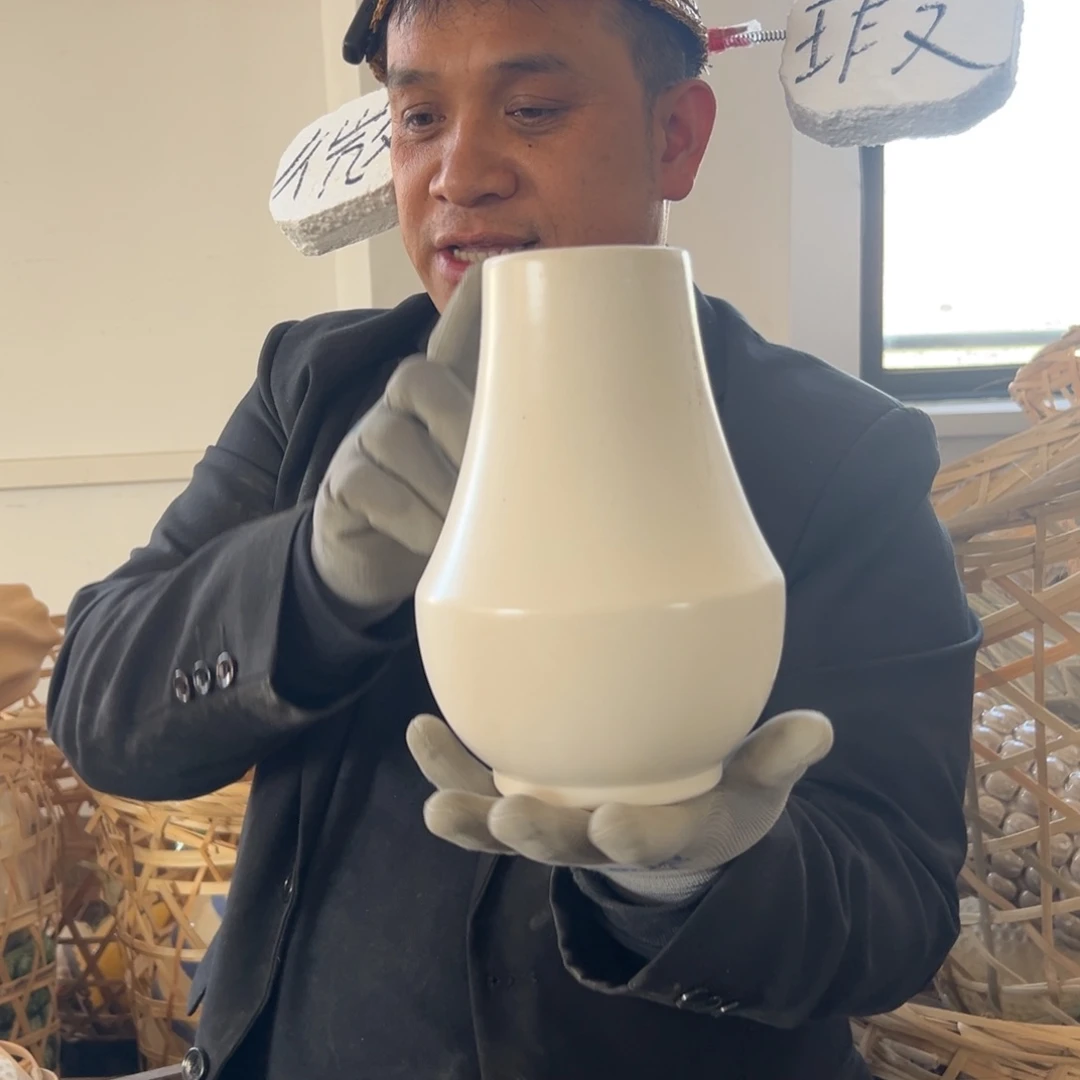 摆件90 号高中低温陶瓷工艺瓶（部分微瑕）