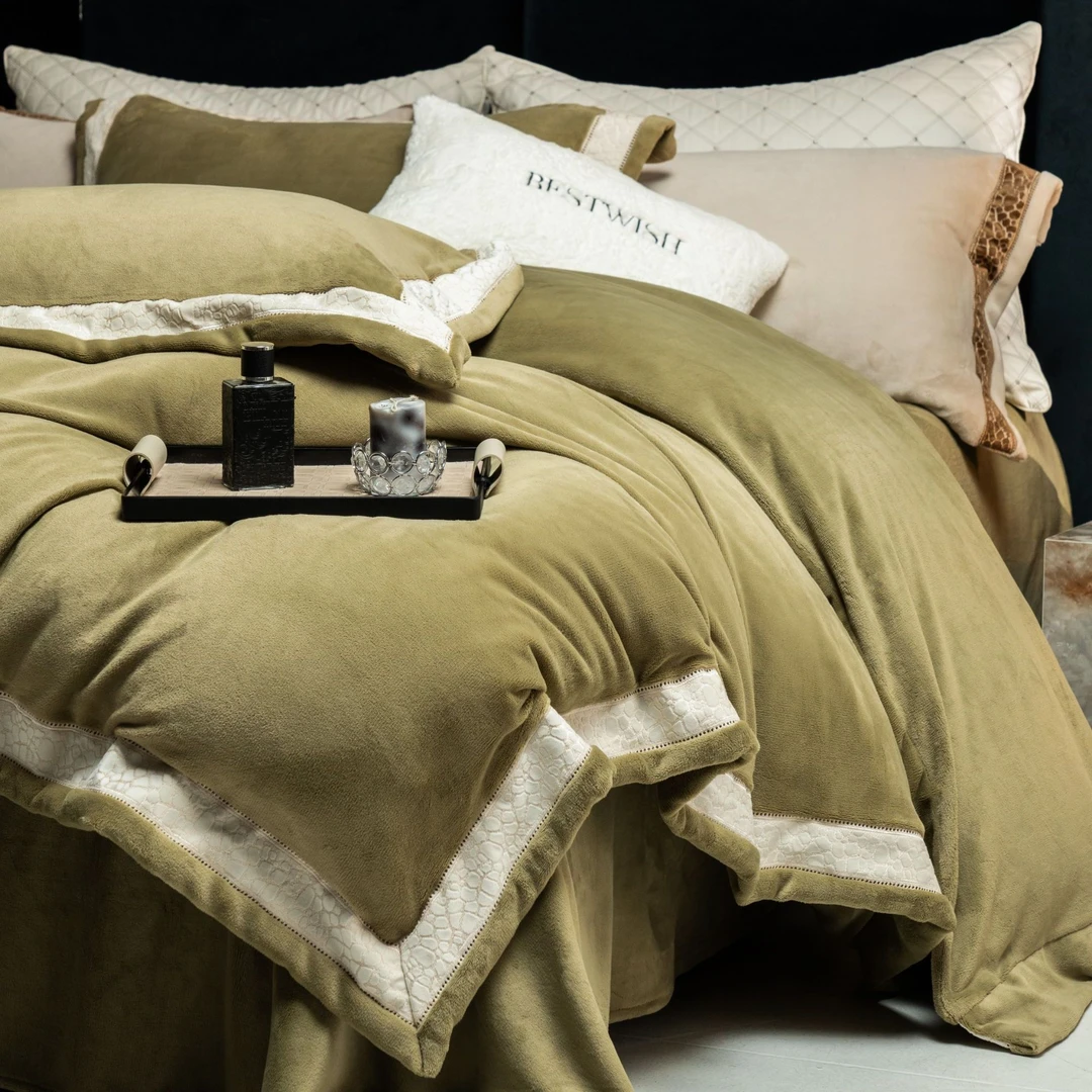 线下实体款高克重暖暖全消光牛奶绒镂空边工艺款四件套LC瑞可