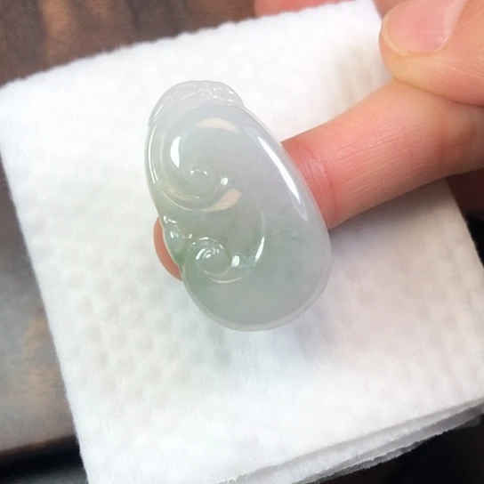 翡翠未镶嵌颈饰缅甸A货，每天下午1点半开播