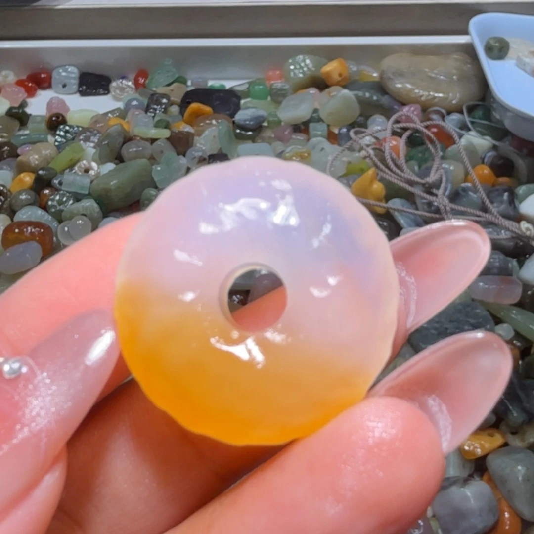 和田玉未镶嵌珠宝半成品