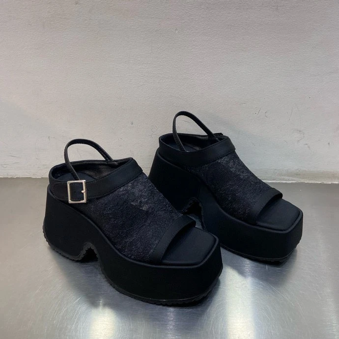 换季清仓：不退换：12023-66~抢购2小时厚底增高透气舒适凉鞋新款