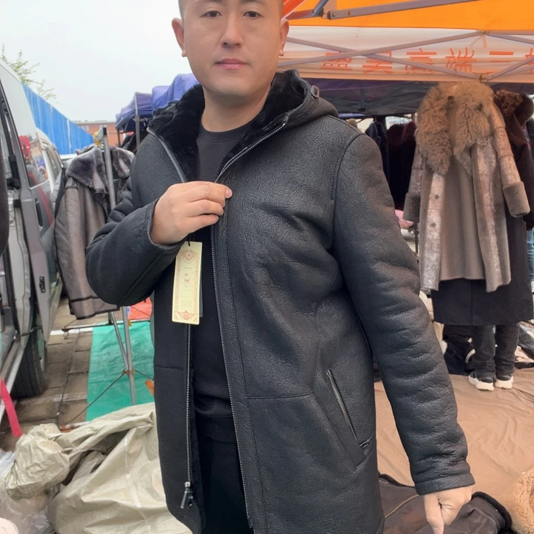 黑帽款中长80皮毛一体