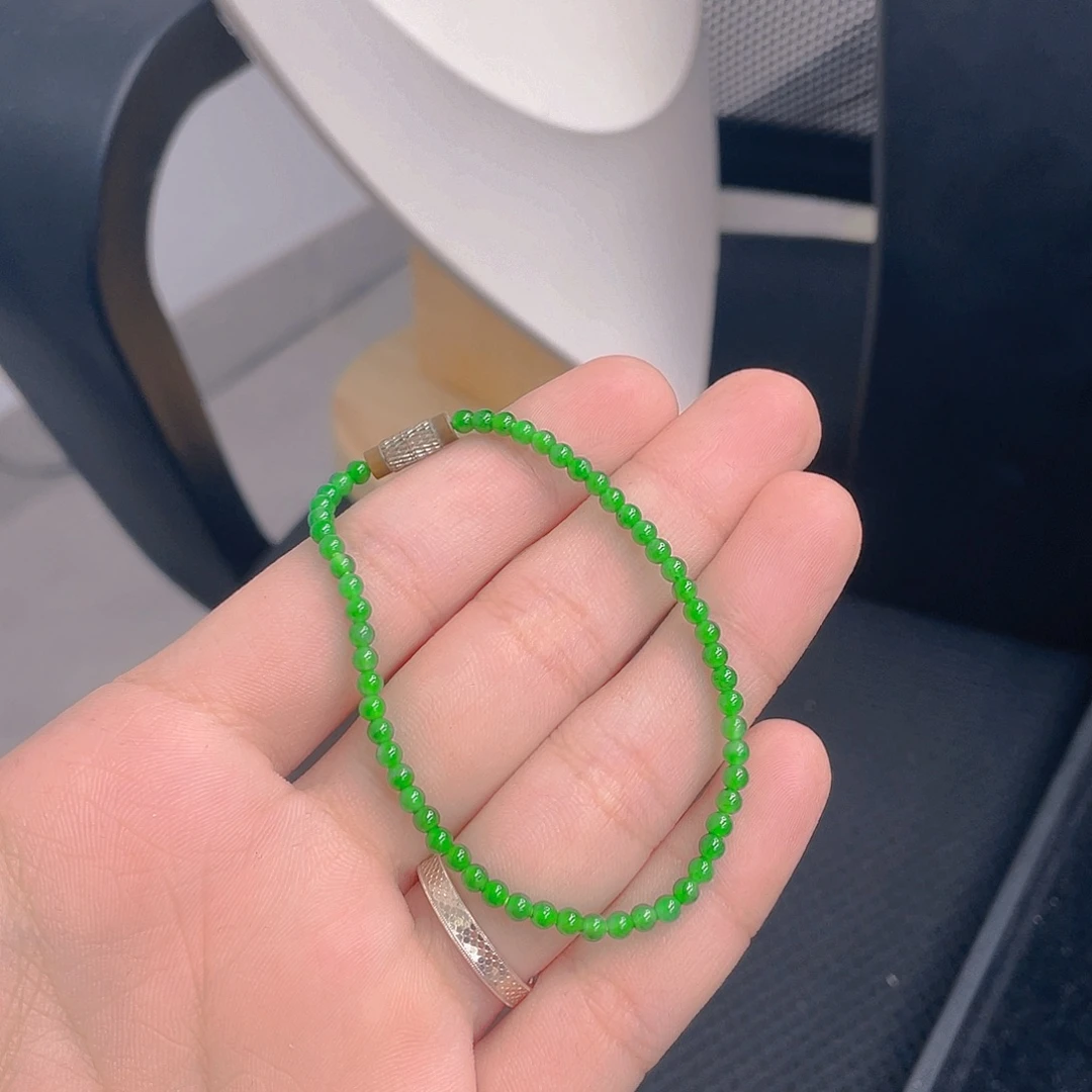 翡翠未镶嵌项链