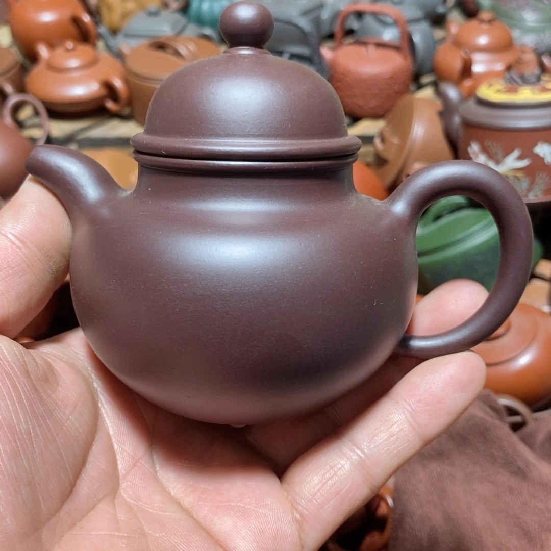 紫砂茶壶欢迎各位光临惠顾