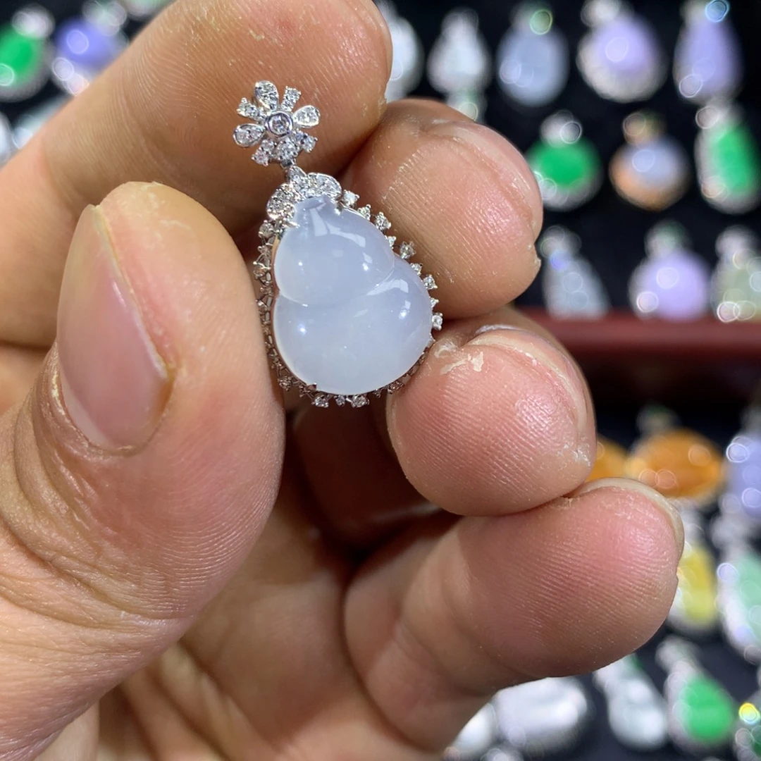 翡翠18K金镶嵌吊坠(不含链)