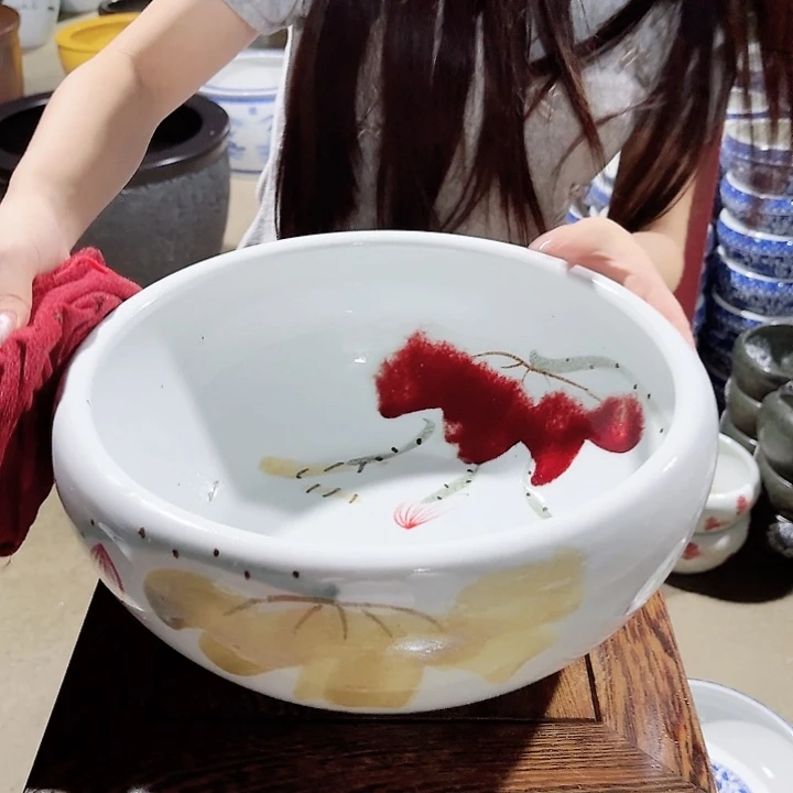 瓷片口径32厘米 高度15厘米
