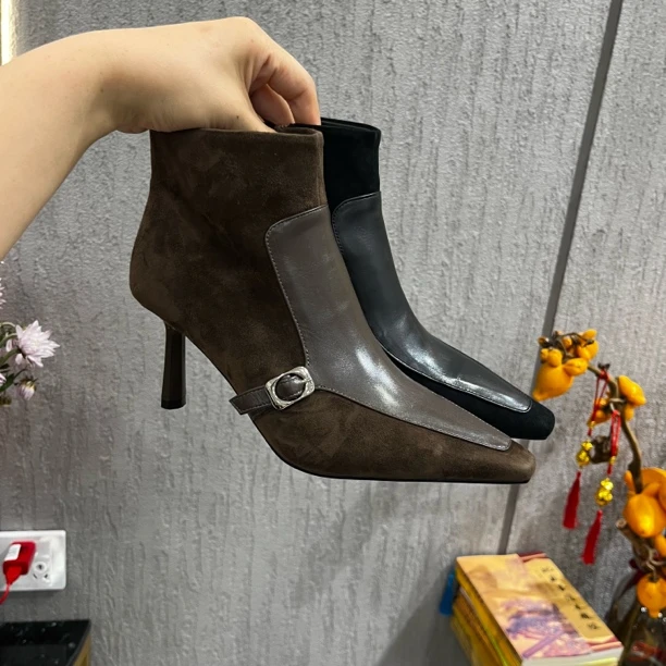 2995-6时装靴短靴高跟细跟松紧带女弹力靴轻职风尖头时尚