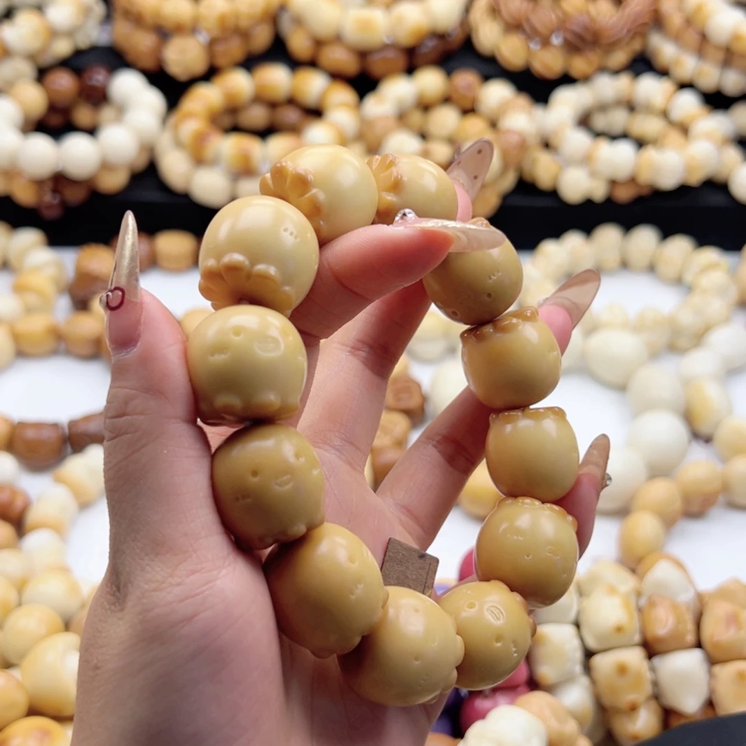 吊坠白玉菩提风华色章鱼23卡