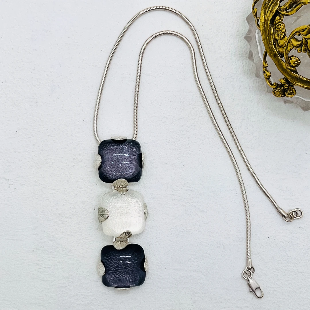 铜合金树脂项链 「Lily中古」isaky灰色项链