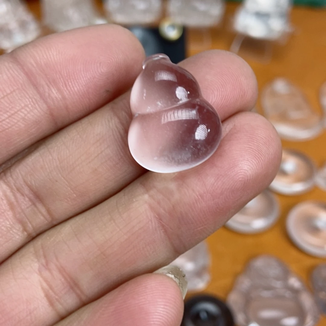 石英质玉吊坠未镶嵌