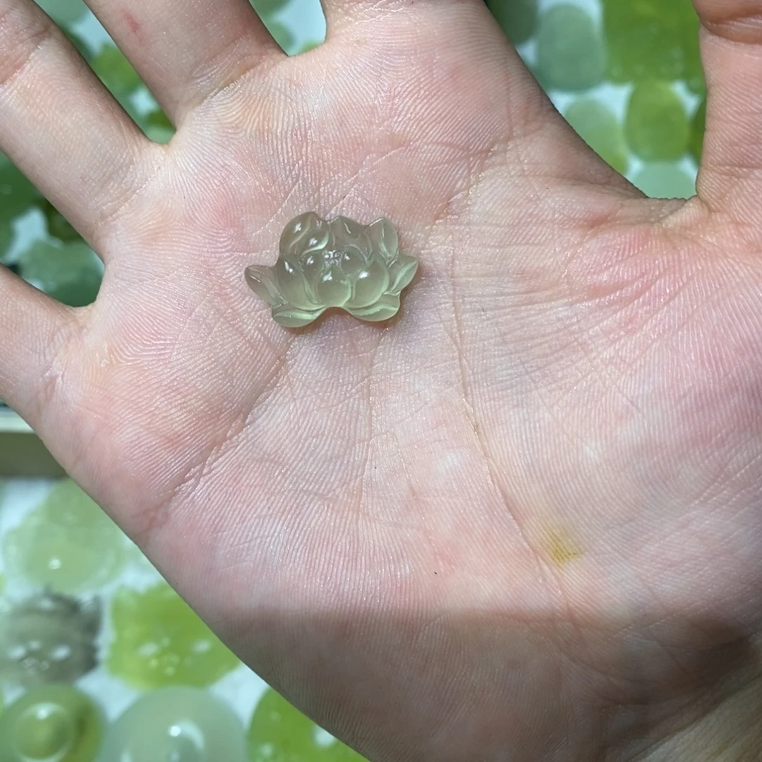 岫玉未镶嵌吊坠(不含链)