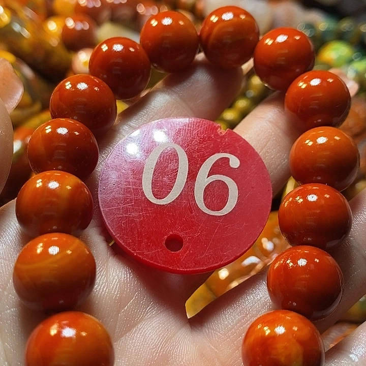 墨***8玛瑙/玉髓未镶嵌手链