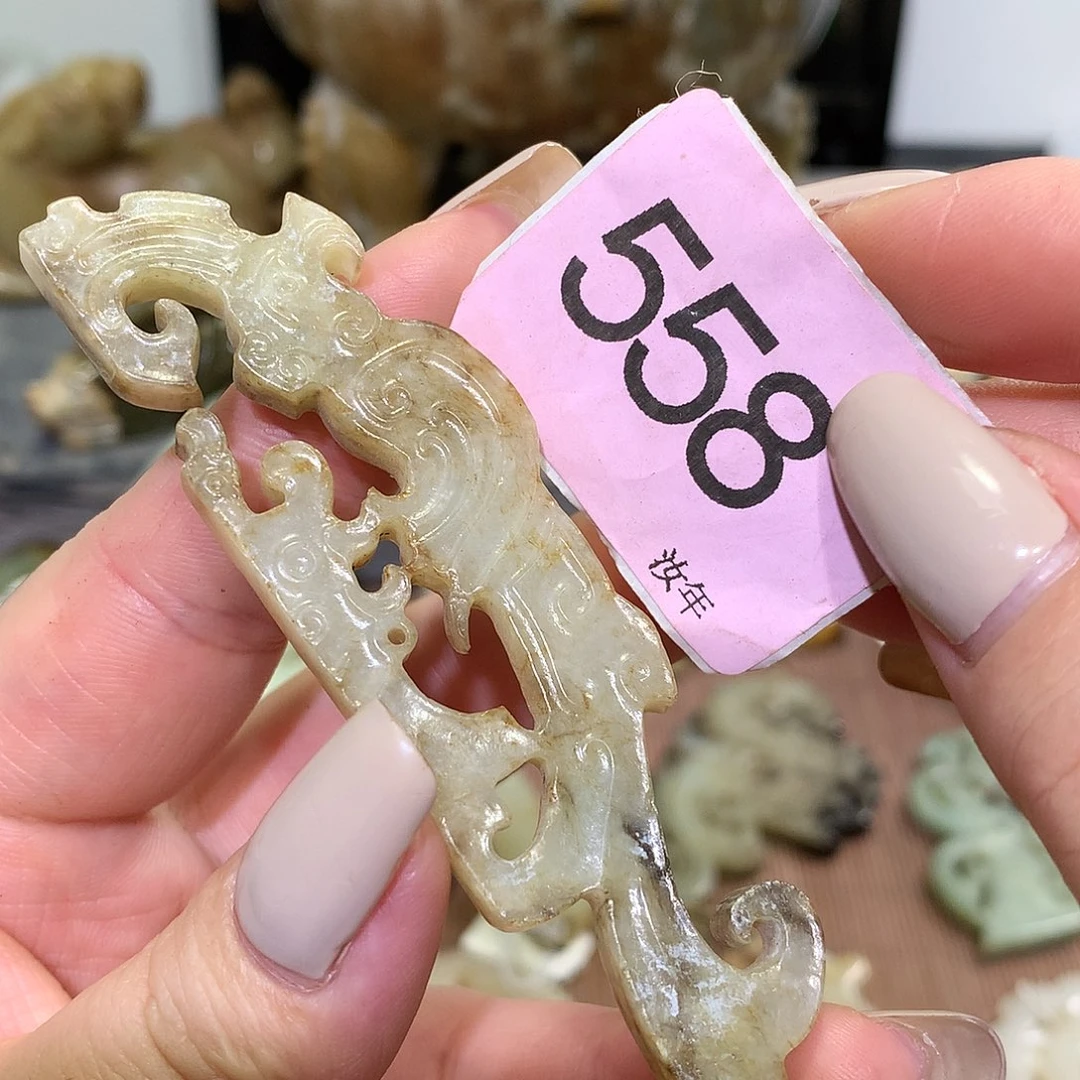 颈饰未镶嵌和田玉