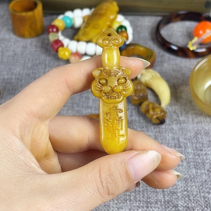 大果紫檀（缅甸花梨）吊坠