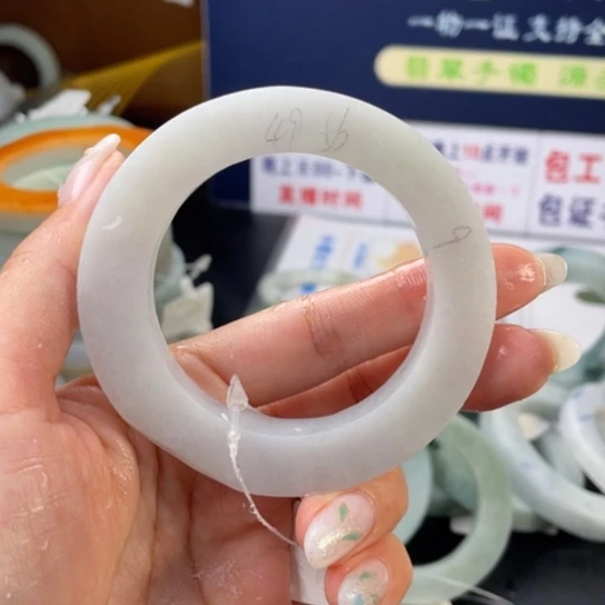 【闪购商品】定制翡翠翡翠手镯未镶嵌