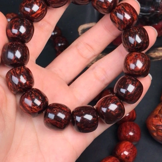 一***。无事牌降真香红降