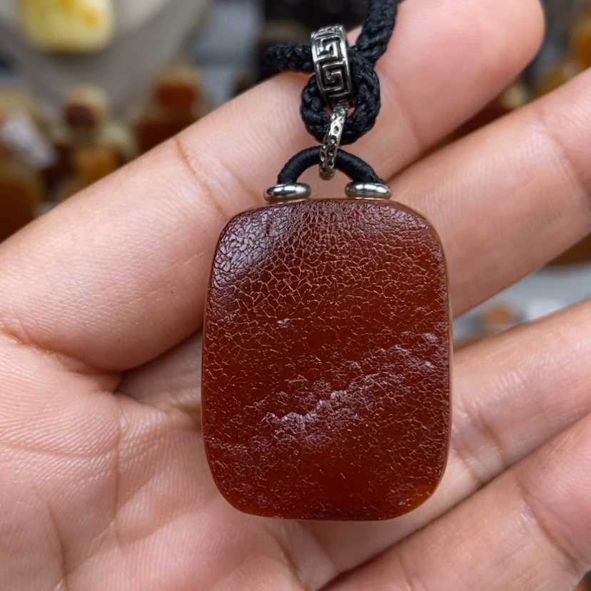 【闪购商品】琥珀颈饰未镶嵌