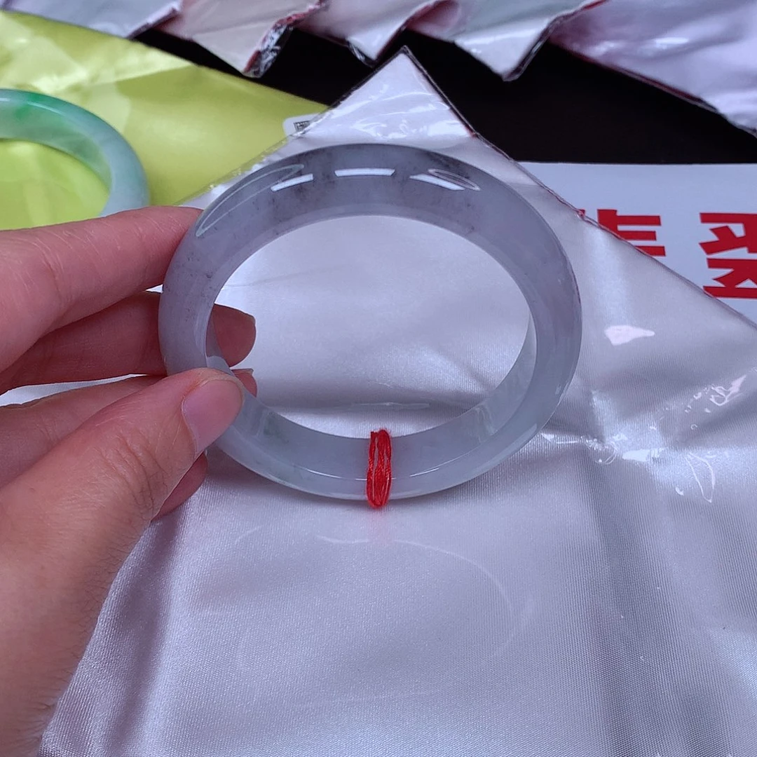 翡翠手镯未镶嵌翡翠手镯56