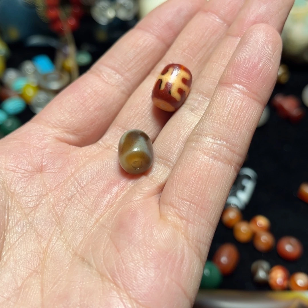 刘***｡玛瑙/玉髓未镶嵌玛瑙单株