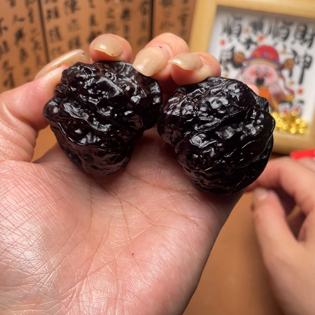 核桃地闷文玩手把件蛤蟆头20
