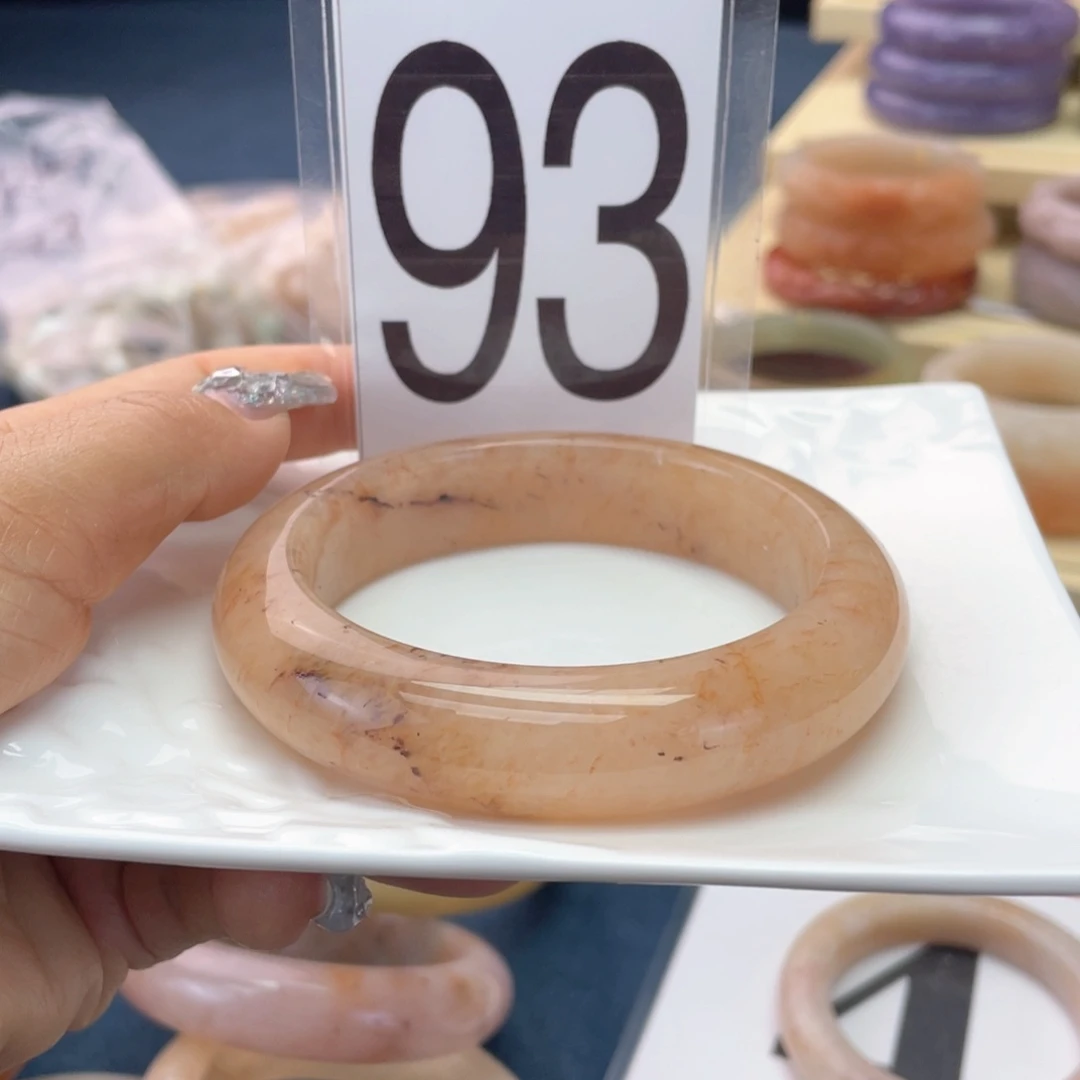 石英质玉未镶嵌手镯62圈