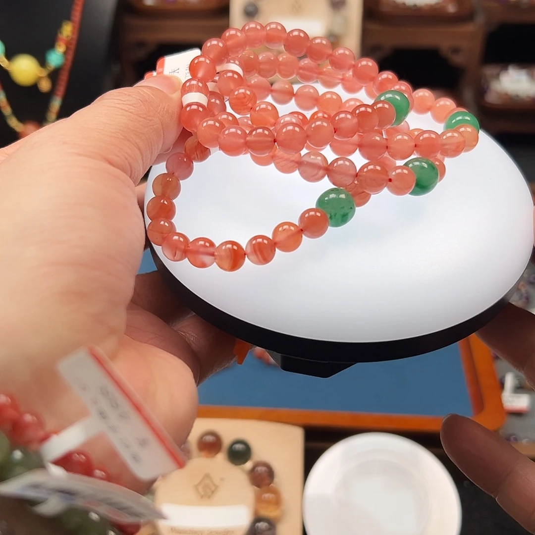 南红玛瑙未镶嵌手链