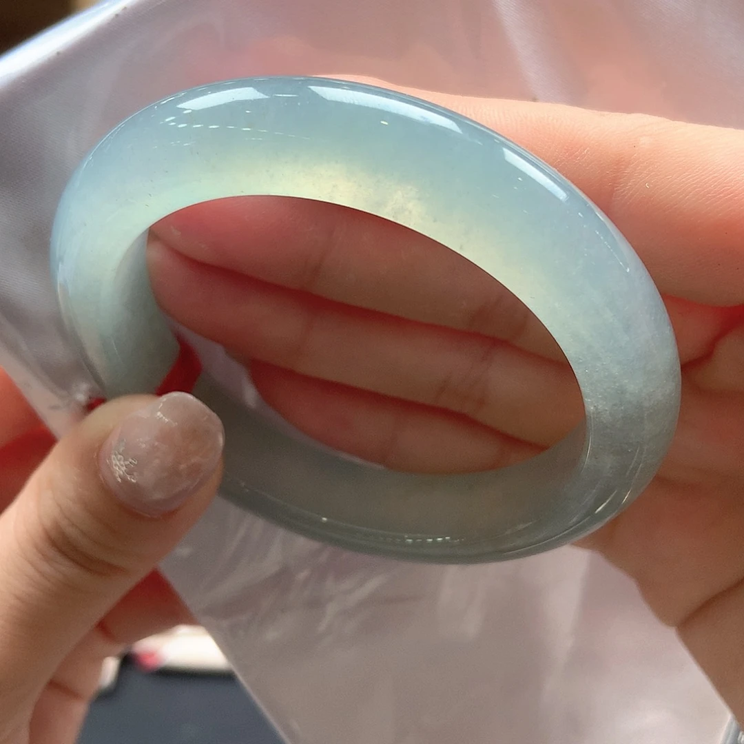 翡翠未镶嵌手镯冰晴绿起光65号