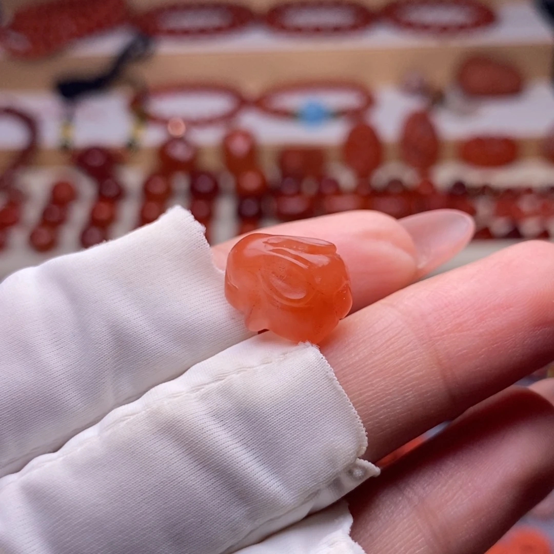 南红玛瑙未镶嵌配饰