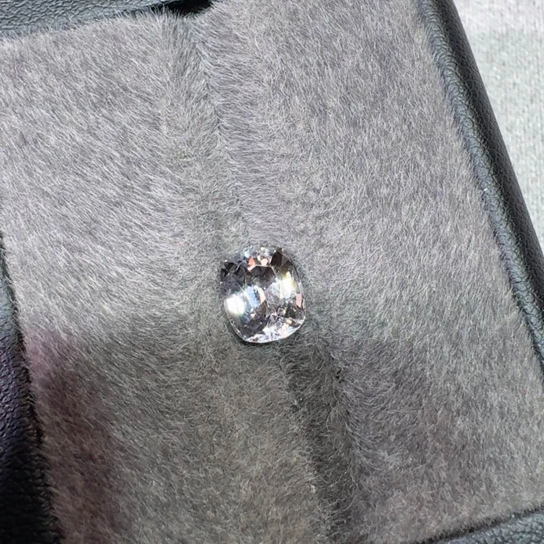 尖晶石裸石1.71克拉一粒