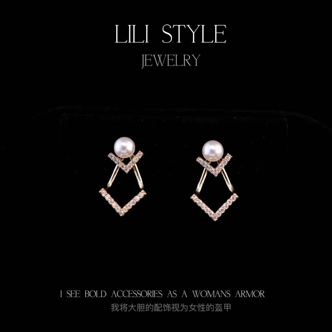 铜合金耳饰 气质一款两戴耳饰超闪法式复古轻奢港风v字耳钉K559