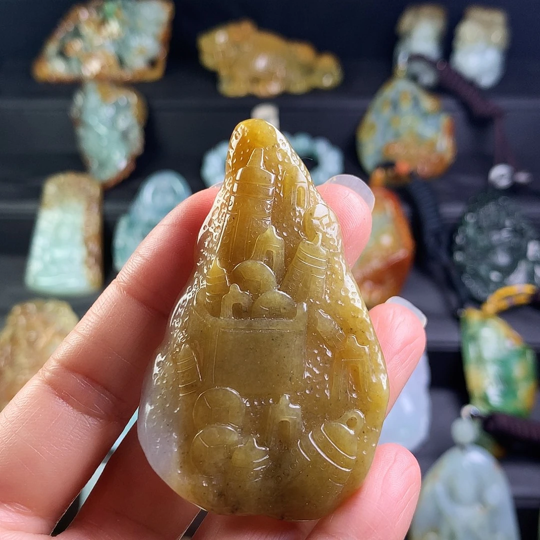 翡翠未镶嵌颈饰挂件