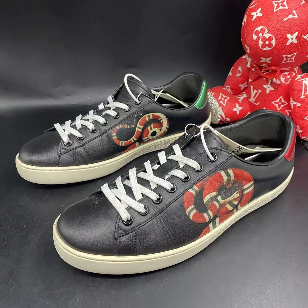 95新 GUCCI/古驰 黑色蛇年系列时尚板鞋41.5欧码ddm2214
