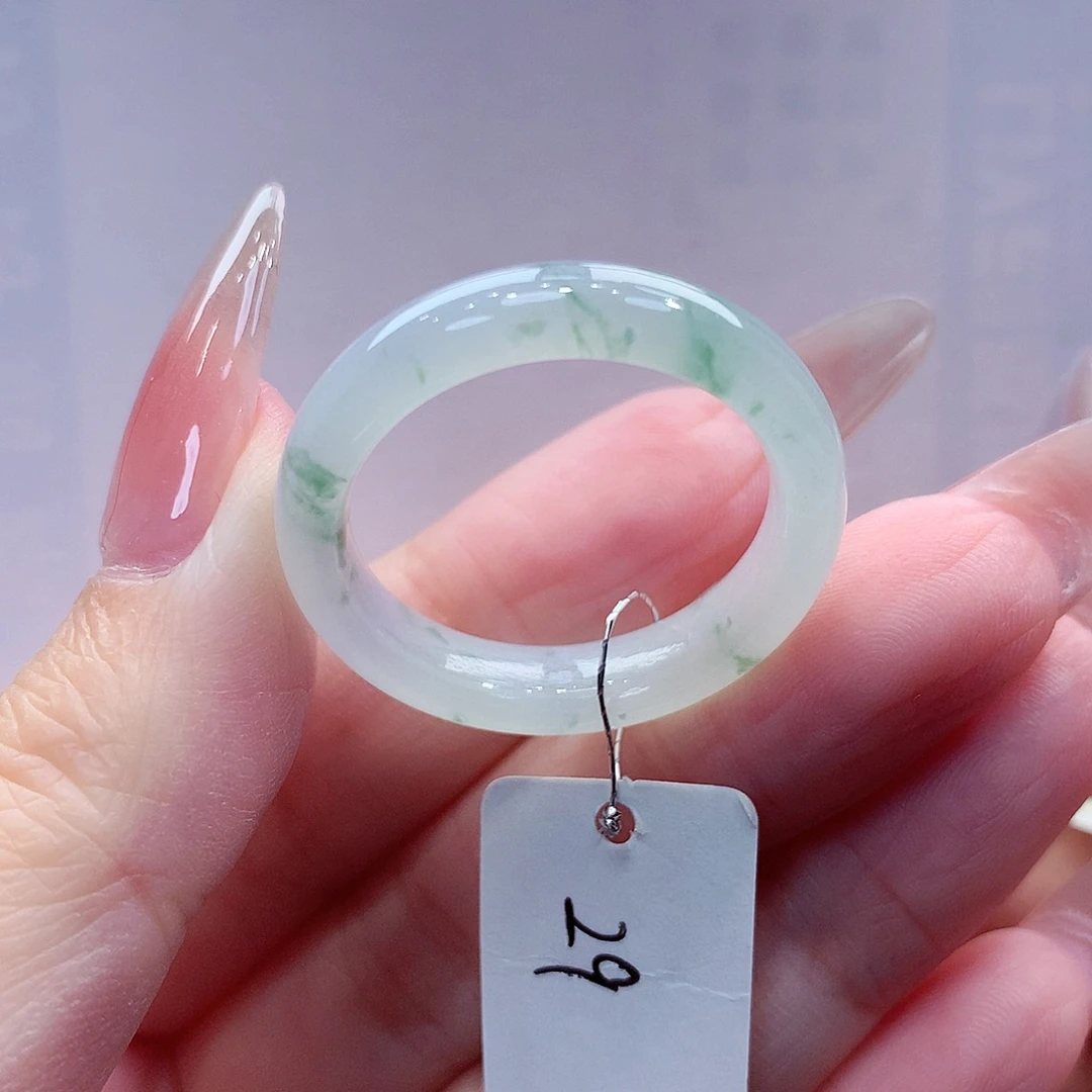 思***翡翠未镶嵌戒指缅甸A货