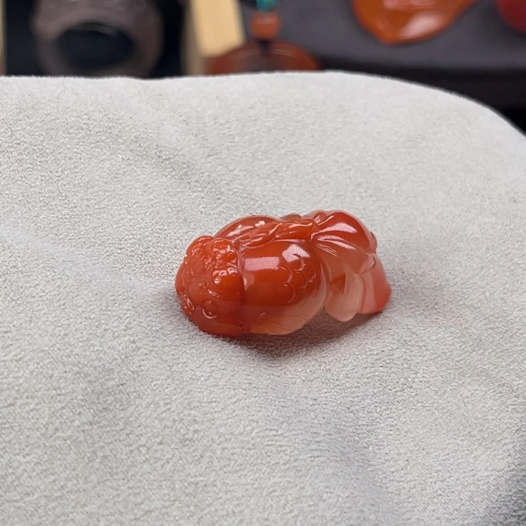 南红玛瑙未镶嵌颈饰