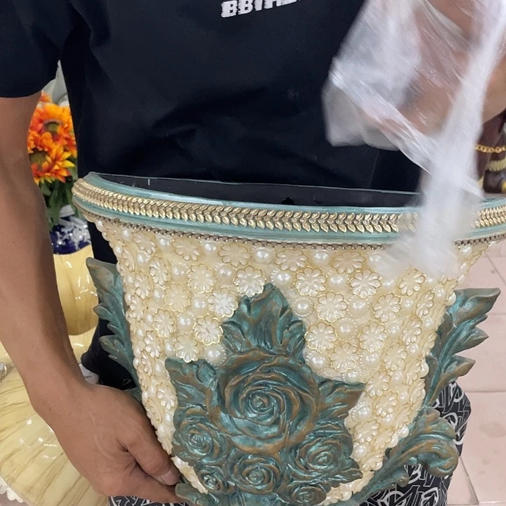 瓷片瑕疵摆。。。。。。。。。。。。。。