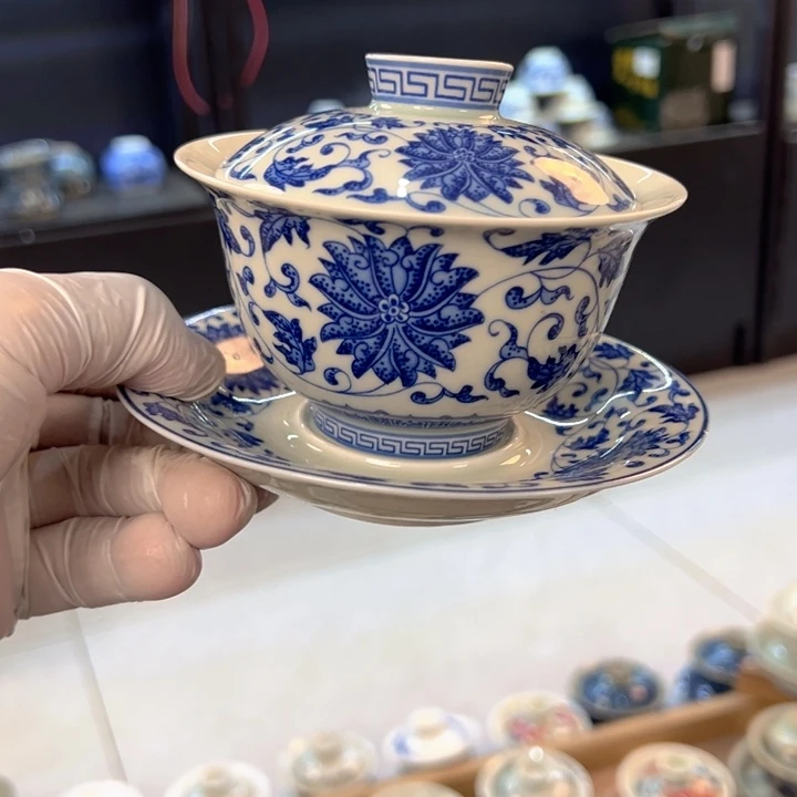 瓷片白青花缠枝莲元宝盖碗w