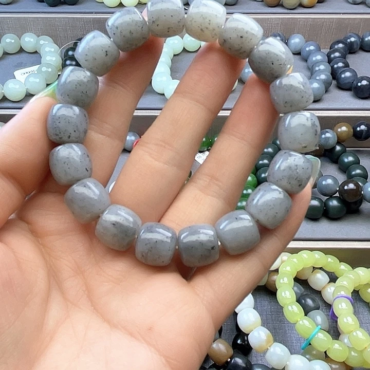 手链未镶嵌和田玉