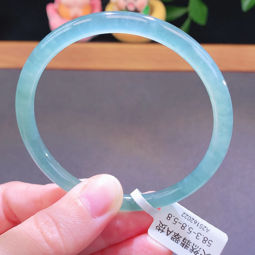 翡翠未镶嵌手镯天然翡翠