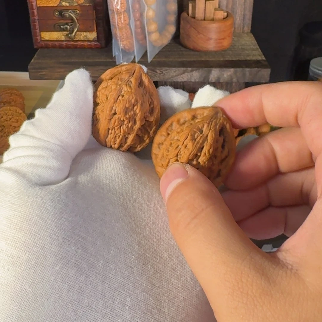 文玩核桃吊坠轻*全品虎头王